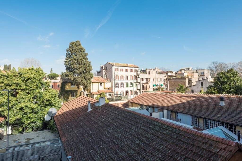Apartment Trastevere Gardens Enchanting View Rom